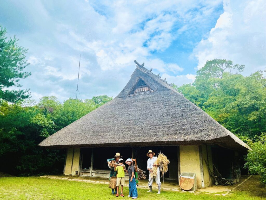 宝塚自然の家での里山体験ツアーの様子